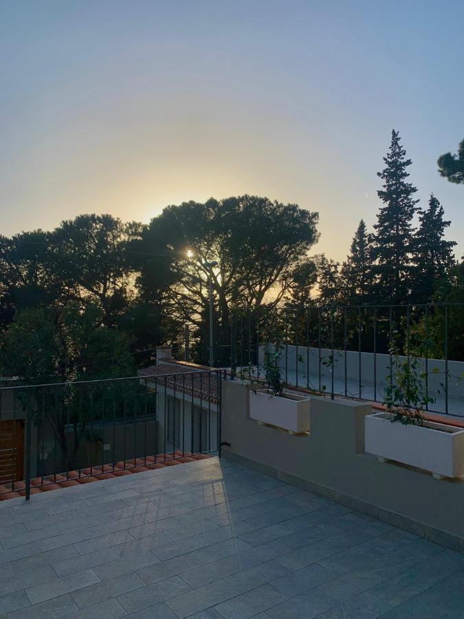 Tarsis Guest House Бауней Экстерьер фото